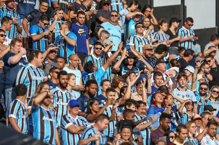 Grêmio viaja para jogo decisivo contra o Botafogo no Rio de Janeiro - Grêmio  - Jornal NH