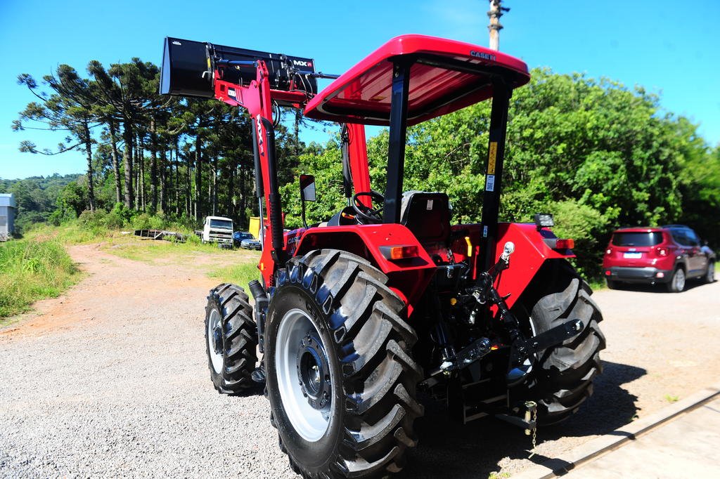 Mortes em acidentes de trator na Serra chamam atenção para medidas de  segurança ao operar a máquina | Pioneiro