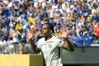 Chelsea's Brazilian forward #20 Joao Pedro celebrates scoring his team's second goal during the FIFA Club World Cup 2025 semifinal football match between Brazil's Fluminense and England's Chelsea at the MetLife stadium in East Rutherford, New Jersey on July 8, 2025. (Photo by JUAN MABROMATA / AFP)<!-- NICAID(16076335) -->