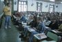 Salas lotadas e professores-atores: como os cursinhos pré-vestibulares marcaram a história profissional dos gaúchos 