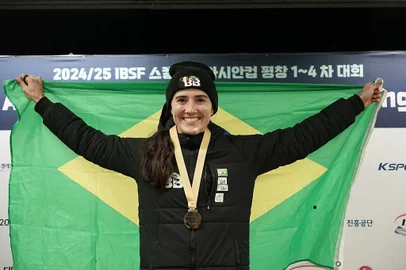 Nicole Silveira, skeleton
