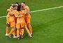 Com dois gols no fim, Holanda vence Senegal pelo Grupo A da Copa do Mundo