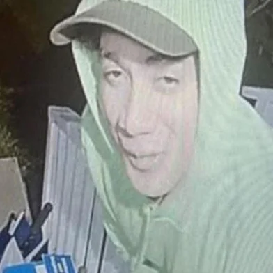 This undated image obtained from the Pennsylvania State Police on September 10, 2023, shows an updated photo of escaped convicted murderer Danelo Souza Cavalcante. As an intense US manhunt for an escaped killer entered its 11th day, Pennsylvania authorities on September 10, 2023, released security camera pictures showing the man had slipped through a search perimeter and changed his look. Danelo Cavalcante's escape from the Chester County Prison in the northeastern US state sparked a huge search, with hundreds of law enforcement officers with helicopters, drones and search dogs out in force, as fearful locals locked their doors. (Photo by Pennsylvania State Police Department / AFP) / RESTRICTED TO EDITORIAL USE - MANDATORY CREDIT "AFP PHOTO / Pennsylvania State Police" - NO MARKETING NO ADVERTISING CAMPAIGNS - DISTRIBUTED AS A SERVICE TO CLIENTS<!-- NICAID(15538027) -->