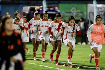 Novo Hamburgo, RS, Brasil: Pré-Jogo, GRENAL Feminino, pelo Brasileirão 2025. Grêmio x Internacional. Fotos: Duda Fortes/Agencia RBSIndexador: Andre Avila<!-- NICAID(16026063) -->
