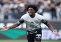 Corinthians conta com brilho de Romero e vence Flamengo em seu aniversário diante da torcida