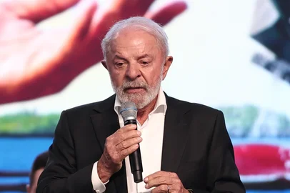 RIO GRANDE, RS, BRASIL, 20-01-2026: Presidente Lula em cerimônia de assinatura para construção de embarcações no polo naval de Rio Grande, entre elas 5 navios gaseiros. Foto Jonathan Heckler/Agência RBS<!-- NICAID(16207770) -->