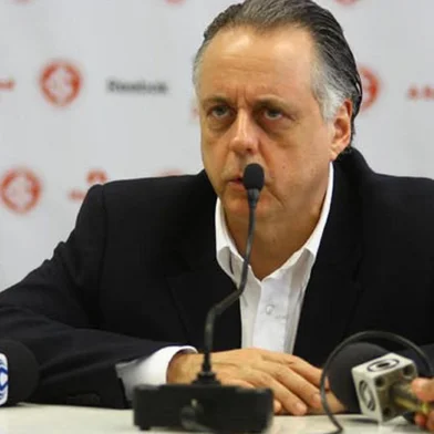 Fernando Carvalho <!-- NICAID(16296373) -->