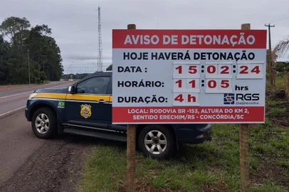 BR-153 bloqueada nesta quinta-feira <!-- NICAID(15679782) -->