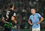 Haaland erra pênalti, e Manchester City é goleado pelo Sporting na Champions League