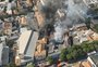 Incêndio atinge fábrica de fantasias de carnaval em Ramos, no Rio de Janeiro 