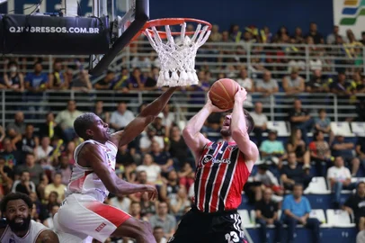 Lucas Siewert, São Paulo FC, NBB