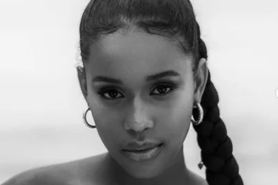 Morre a cantora Karen Silva, ex-The Voice Kids, aos 17 anos.