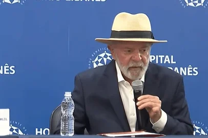 Lula durante coletiva