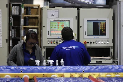 FARROUPILHA, RS, BRASIL. 04-08-2025. +Serra  Alternativas para a contração de mão de obra. Empresários e analistas de RH listam dificuldades e o que fazer para atrair contratações.Indexador: Bruno Todeschini<!-- NICAID(16093992) -->