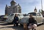 Homenagem a Jesse Koz mobiliza amantes de cães e carros antigos em Farroupilha