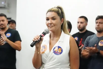 Candidata a prefeita de Viamão, Michele Galvão (PSDB)<!-- NICAID(16246236) -->