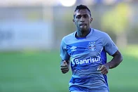 PORTO ALEGRE, RS, BRASIL - 07-08-2017 - Grêmio trabalha focano na Libertadores. Na foto: Miller Bolaños (FOTO: ANDRÉ ÁVILA/AGÊNCIA RBS)<!-- NICAID(13075609) -->
