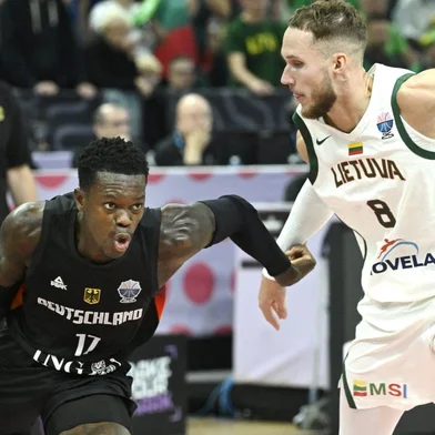 Dennis Schröder, basquete