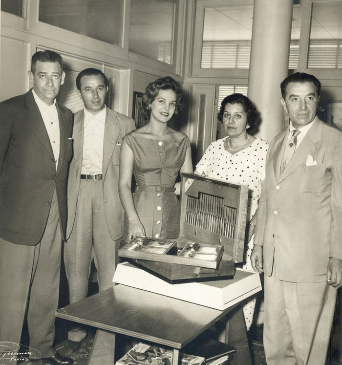 José Ariodante Mattana, Sylvio Gazola, Terezinha Morango, Odith Gazola e José Gazola em março de 1958 / Divulgação