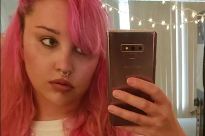 Pais de Amanda Bynes não pretendem voltar com a tutela, diz site<!-- NICAID(15381523) -->
