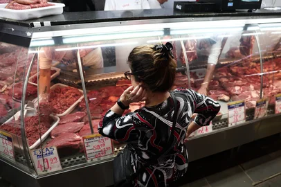 Porto alegre RS, Brasil - Dado do Núcleo de Estudos em Sistemas de Produção de Bovinos de Corte e Cadeia Produtiva (NESPro) mostra que a carne bovina teve alta de 29,69% em um ano no Rio Grande do Sul. Foto: Jonathan Heckler / Agencia RBS<!-- NICAID(16017427) -->