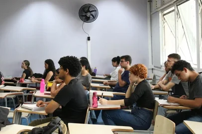 CNU: Passo Fundo será uma das 10 cidades gaúchas a aplicar provas do "Enem dos concursos"<!-- NICAID(16116846) -->