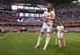 Com dois de Kane, Inglaterra vence a Croácia na estreia na Copa do Mundo
