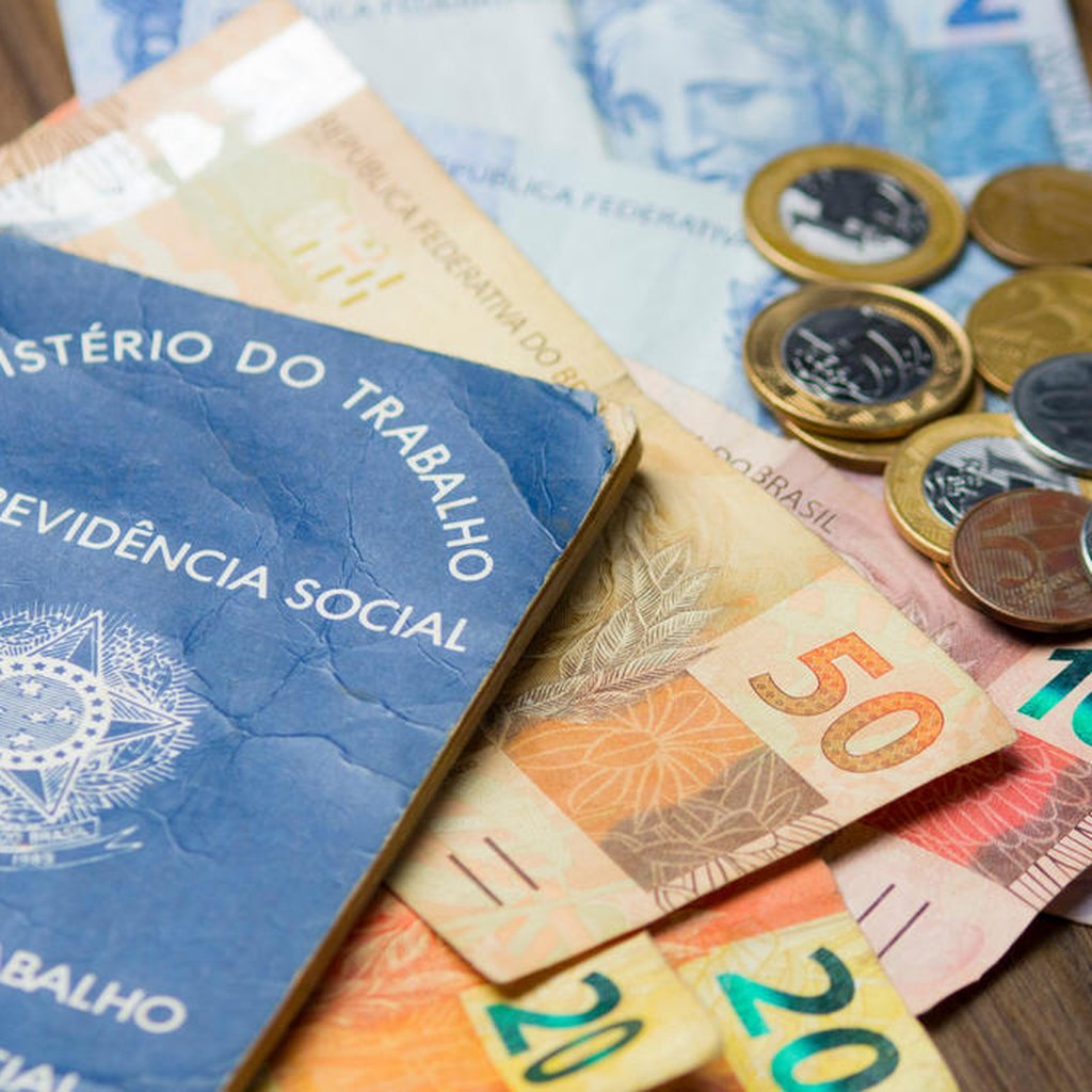 Qual o salário mínimo desde a criação do Plano Real? | GZH