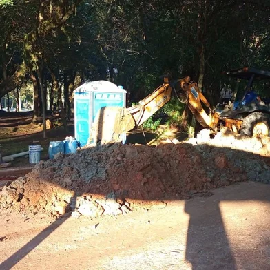 DMAE notifica Refúgio do Lago após encontrar obstrução em rede de esgoto pluvial na tarde desta terça (27)<!-- NICAID(15467801) -->
