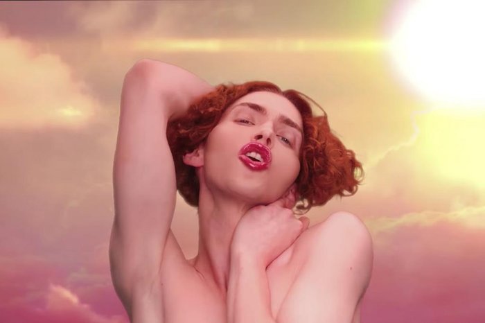 Reprodução / Youtube / SOPHIE Reprodução / Youtube / SOPHIE