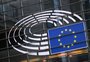 União Europeia anuncia pausa na retaliação aos Estados Unidos e suspende taxas por 90 dias
