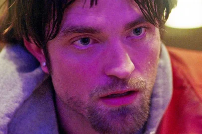 Robert Pattinson em Bom Comportamento (2017)<!-- NICAID(15523689) -->