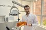 O dentista caxiense Guilherme Furlan lança na próxima semana uma criação própria: um filtro para refletor odontológico. <!-- NICAID(15619387) -->