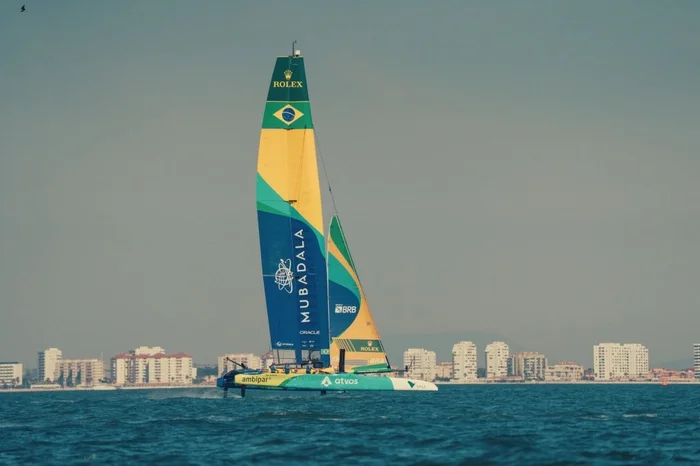 AT Films / Divulgação/ Mubadala Brazil SailGP Team AT Films / Divulgação/ Mubadala Brazil SailGP Team