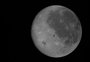Após passar pelo lado oculto da Lua, Artemis II inicia retorno à Terra