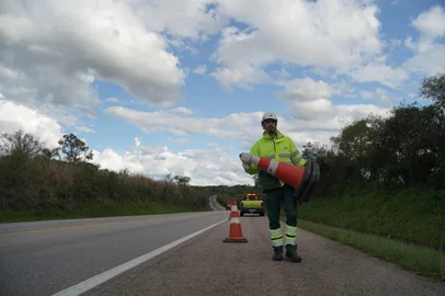 Ecovias <!-- NICAID(16230916) -->