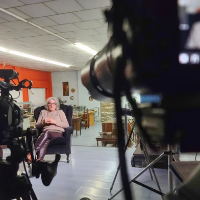 Bastidores da gravação da série documental A Voz do Silêncio. A entrevistada é a Maria de Fátima Canevese, diretora do Museu da Indústria Metalúrgica / Memorial Gazola.<!-- NICAID(16090988) -->