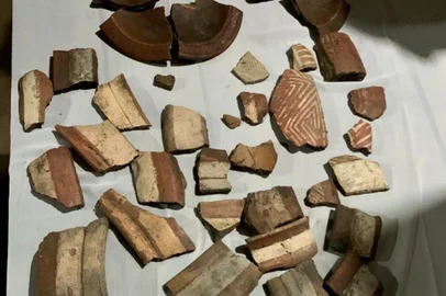Estudantes e professores da especialização em Cultura Material e Arqueologia da Universidade de Passo Fundo (UPF) participaram de um projeto de pesquisa de campo no Parque Estadual Serra das Andorinhas, em São Geraldo do Araguaia, no Pará. O local é um dos maiores sítios arqueológicos de arte rupestre a céu aberto do mundo. Em uma semana, foram encontrados 10,2 mil artefatos na Vila de Santa Cruz.<!-- NICAID(15186235) -->