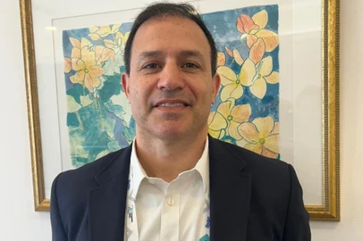 Evan Epstein, Diretor-executivo e professor adjunto do UC Law San Francisco; fundador da Pacifica Global. Entrevista para coluna GPS da Economia<!-- NICAID(15885865) -->