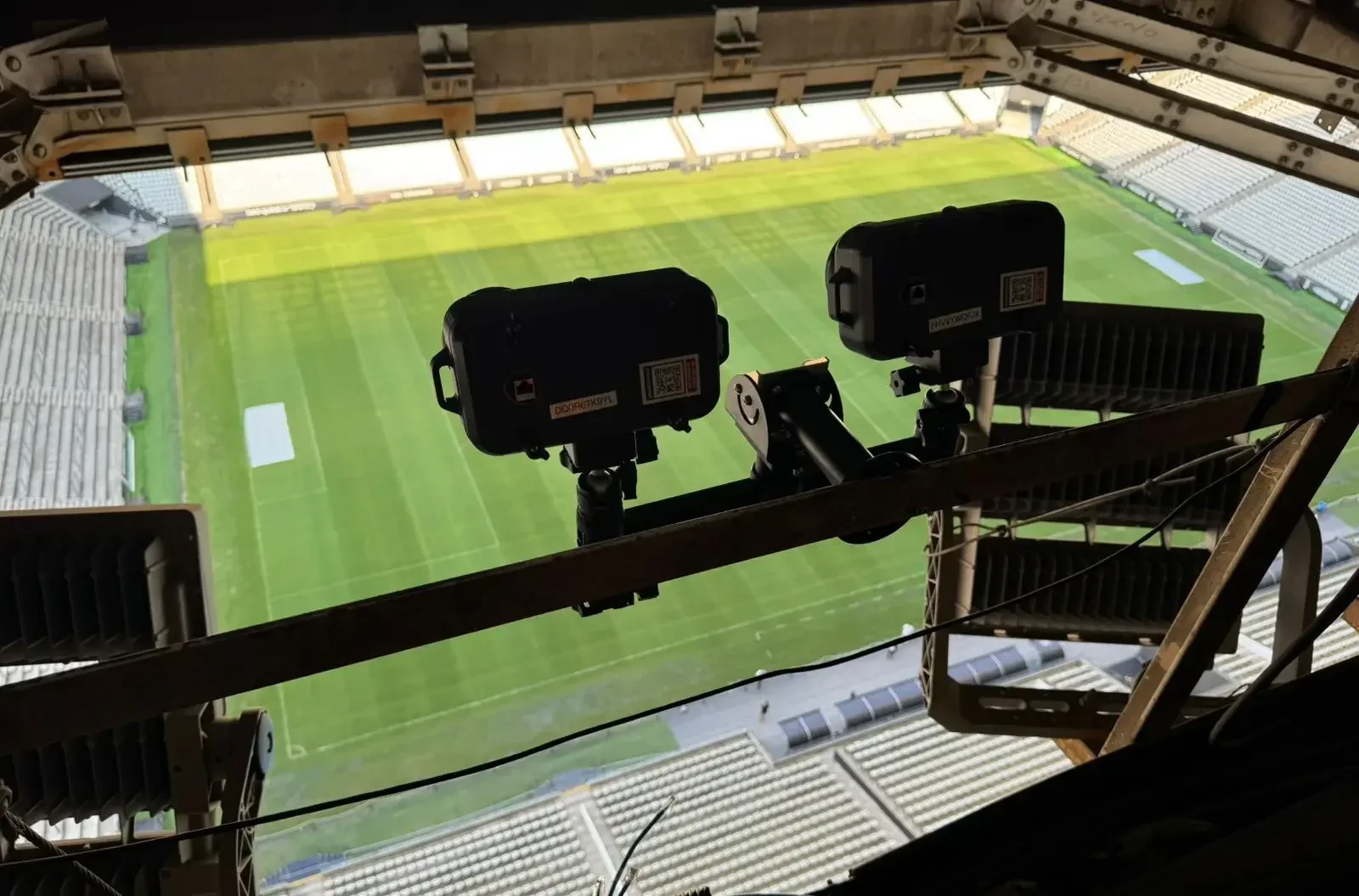 Arena do Gr&ecirc;mio ser&aacute; um dos pr&oacute;ximos est&aacute;dios do Brasil a receber sistema de impedimento semiautom&aacute;tico