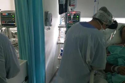 Hospital Tacchini entra em colpaso ao atingir 140% de ocupação de leitos de UTI<!-- NICAID(14729513) -->