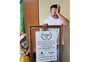 Estreante na Assembleia comemora estranho prêmio de "melhor deputado do Brasil"