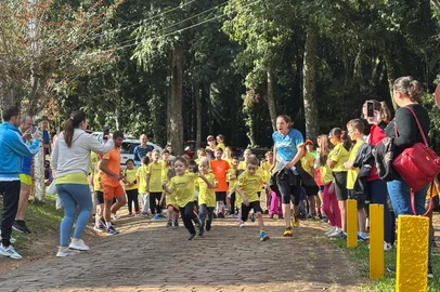 Atlântida Trail 45 anos reúne mais de 400 atletas em provas de corrida, caminhada e pedal em Passo Fundo<!-- NICAID(16040025) -->