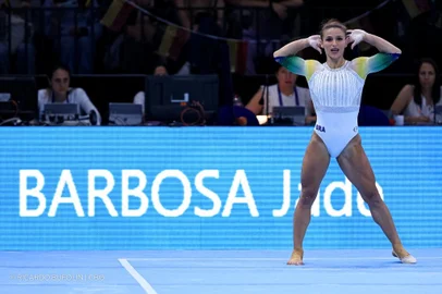 Jade Barbosa. ginástica artística