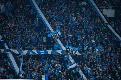 Gremio x FlamengoRS - FUTEBOL/CAMPEONATO BRASILEIRO 2026/GREMIO x FLAMENGO - ESPORTES - Lance da partida entre Gremio e Flamengo disputada na noite deste domingo, na Arena do Gremio, em partida valida pela Campeonato Brasileiro 2026. FOTO: LUCAS UEBEL/GREMIO FBPAEditoria: SPOLocal: Porto AlegreIndexador: Lucas UebelSecao: futebolFonte: Gremio.netFotógrafo: Gremio x Flamengo<!-- NICAID(16282464) -->