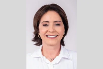 PL – 22 - EMILIA CORREA<!-- NICAID(15900387) -->