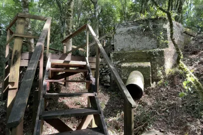 Ruínas da primeira cooperativa de energia elétrica do país integram turismo de Quatro Irmãos<!-- NICAID(16233358) -->