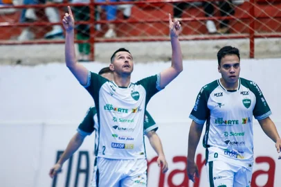 Guarani de Frederico Westphalen vence o Ibira Futsal e avança às semifinais da Copa dos Pampas de Futsal<!-- NICAID(16132312) -->