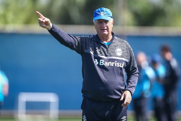 Grêmio finaliza preparação para partida contra o Athletico-PR