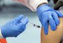 Quais países já adotam a terceira dose de vacina contra a covid-19